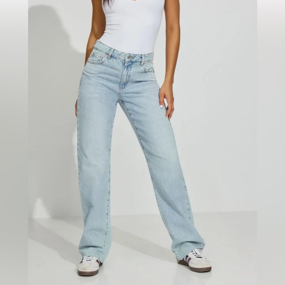 Garage 90s Straight Jeans